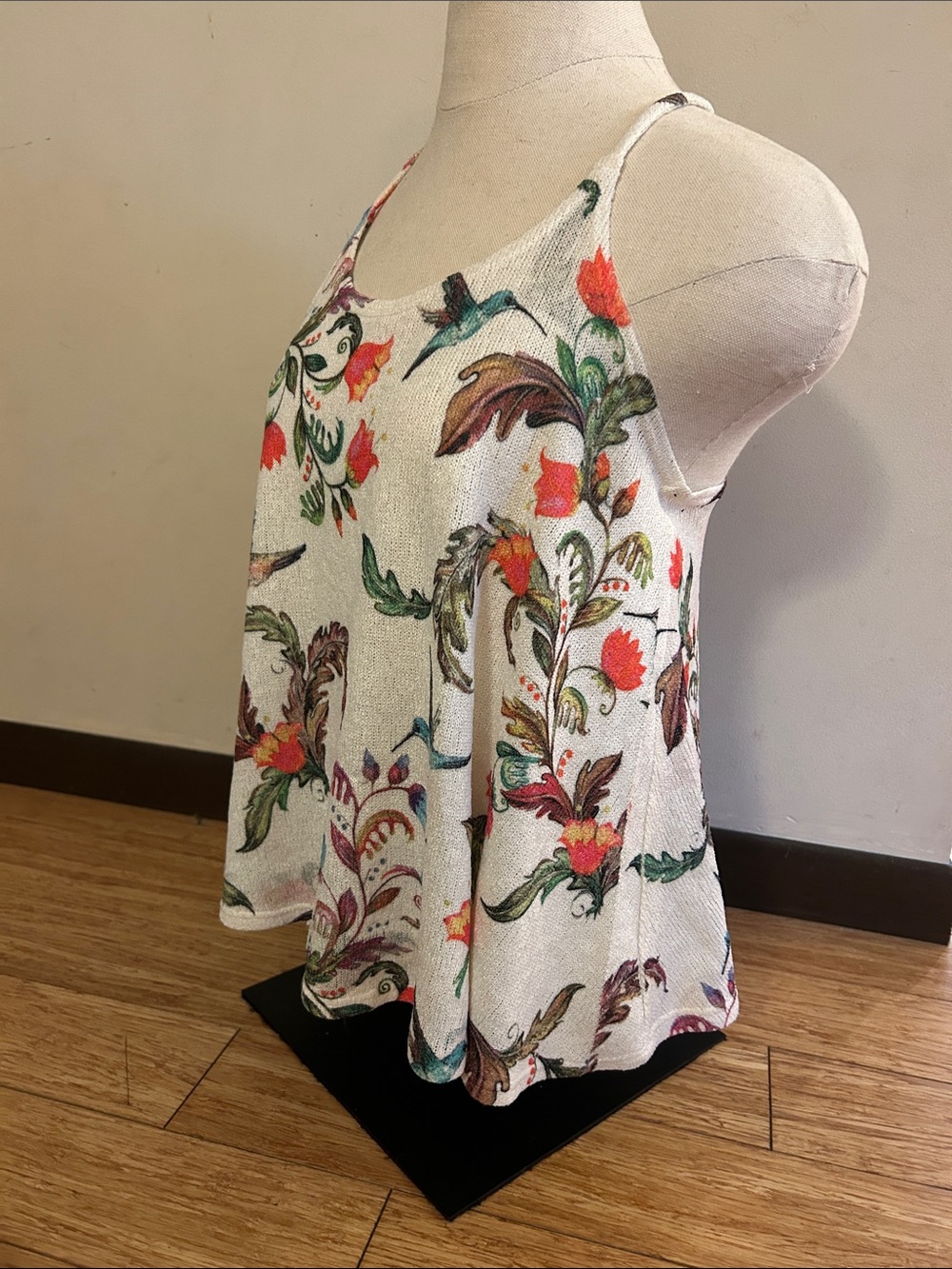 Scotty Ivory Floral Hummingbird Garden Fairy Core Camisole Women’s M